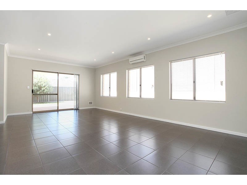 20 Raphael Rise, Landsdale WA 6065