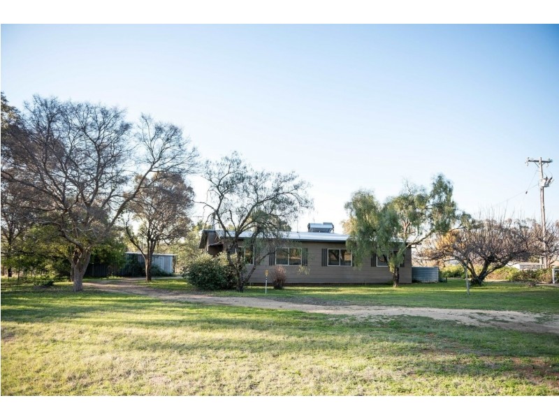 7134 Warialda Rd, Inverell NSW 2360