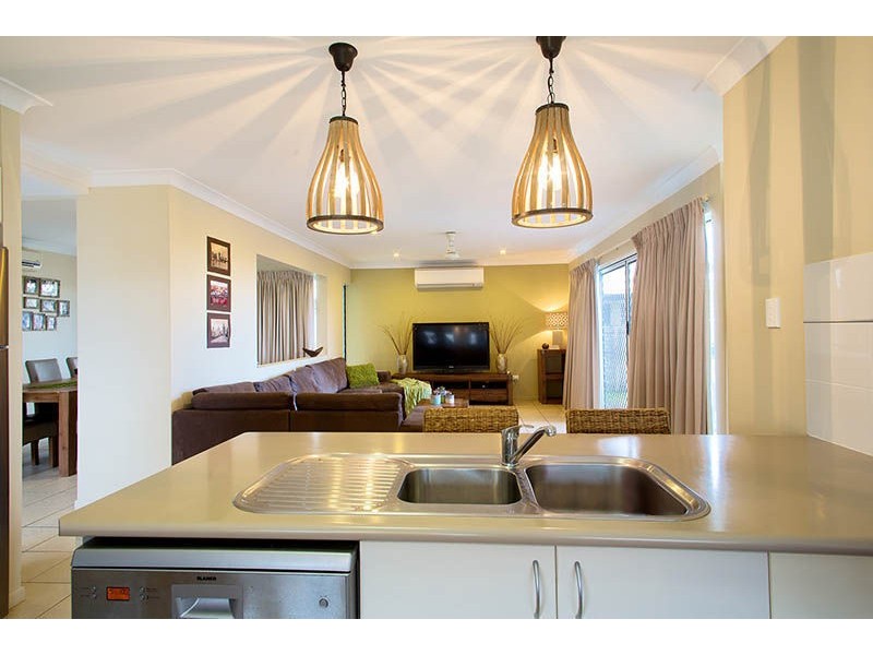 11(H) 15.05.18 Fontwell Court, Mount Low QLD 4818