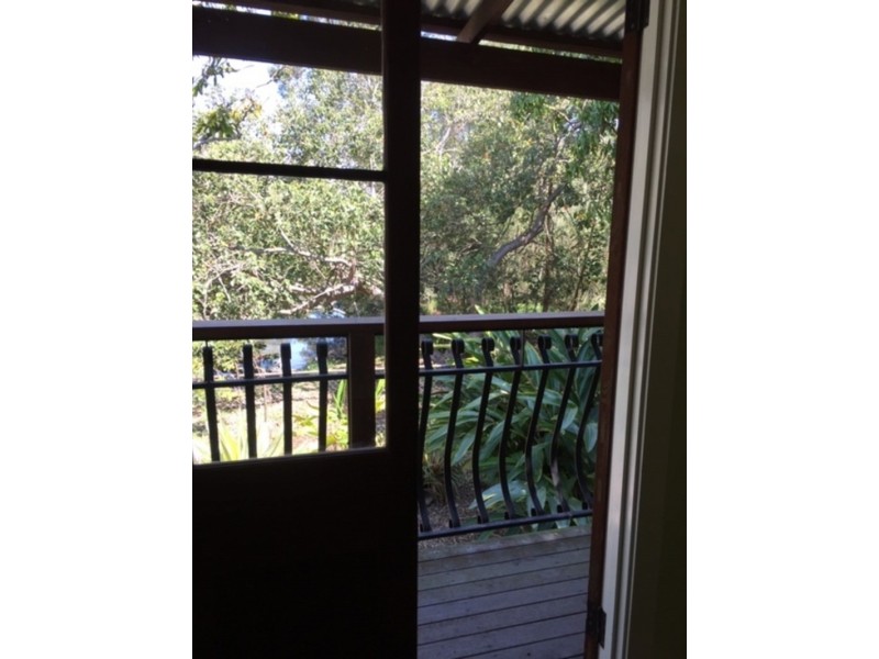 2/2 Musgrave Avenue, Southport QLD 4215