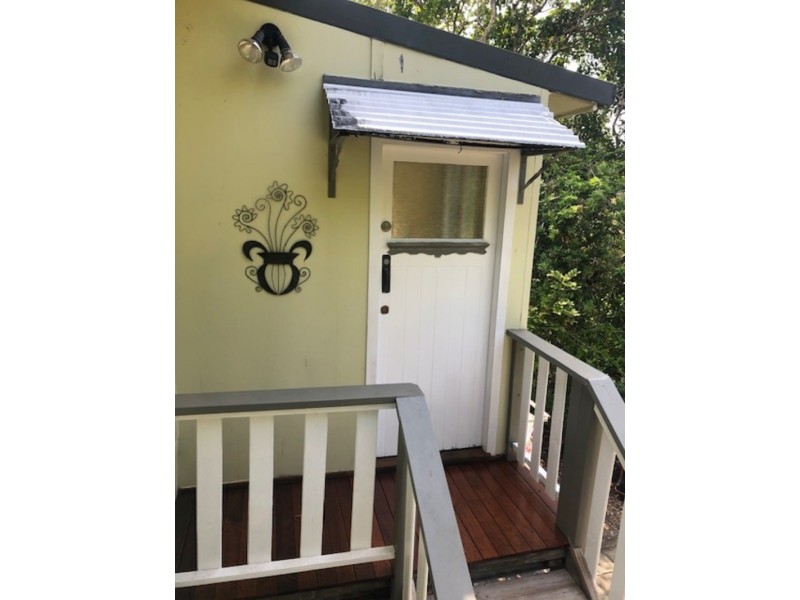 2/2 Musgrave Avenue, Southport QLD 4215