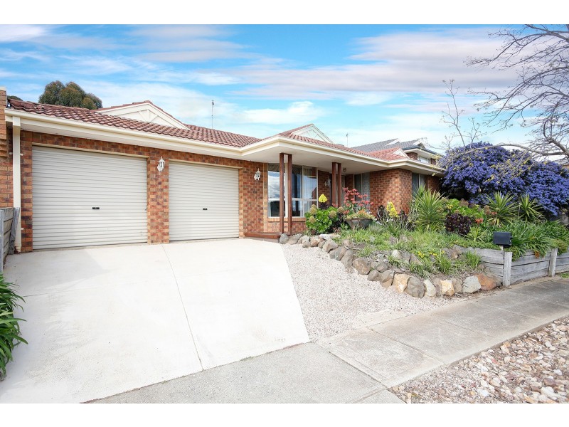 18 Rosehill Drive, Bacchus Marsh VIC 3340