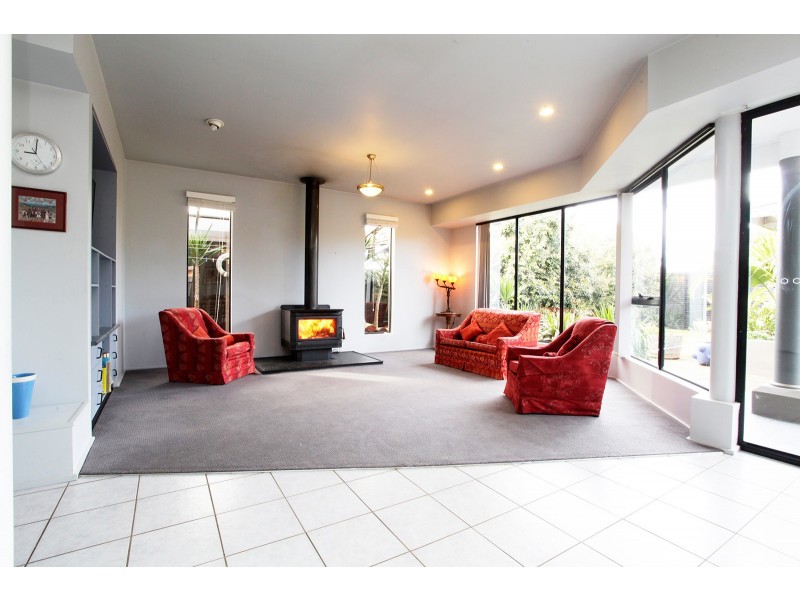 28 Glaneuse Avenue, Torquay VIC 3228