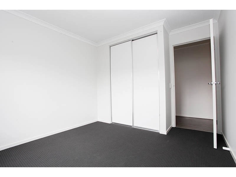 18 Temt Terrace, Waurn Ponds VIC 3216