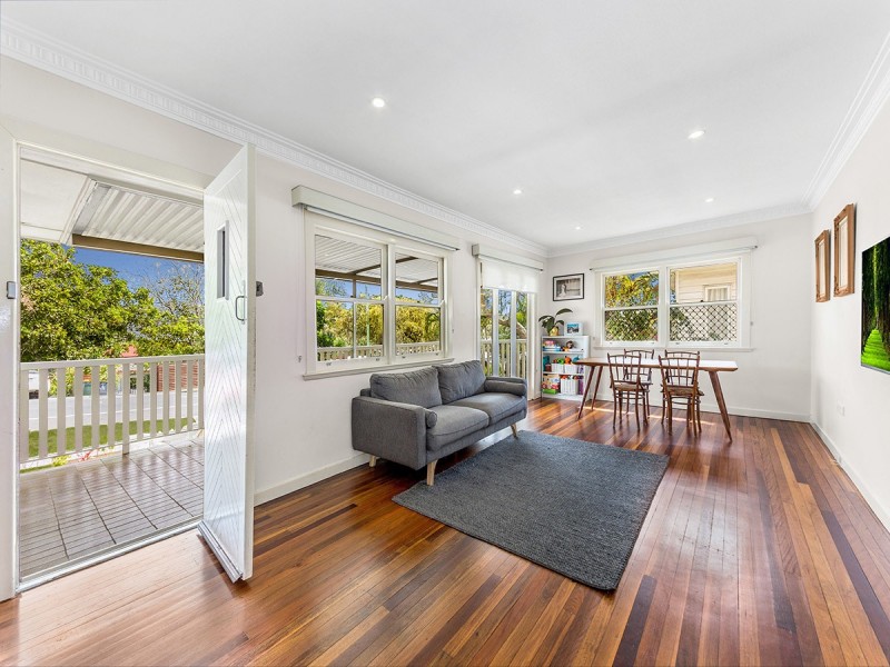 103 Hawthorne Road, Hawthorne QLD 4171