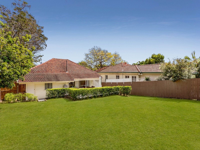 103 Hawthorne Road, Hawthorne QLD 4171