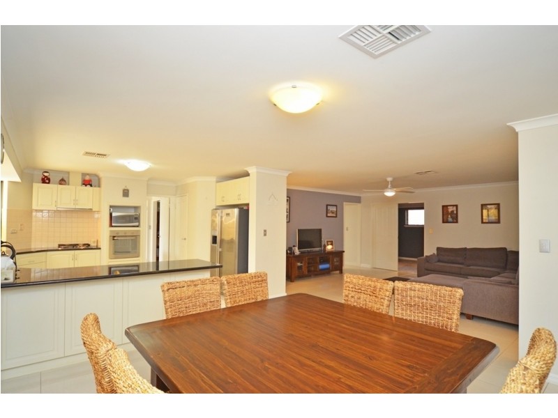 36 Galileo Ave, Tapping WA 6065