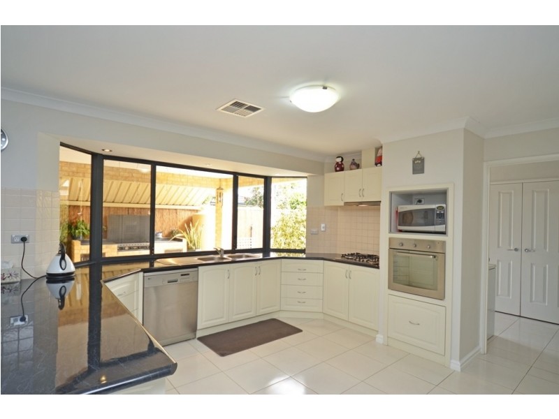 36 Galileo Ave, Tapping WA 6065