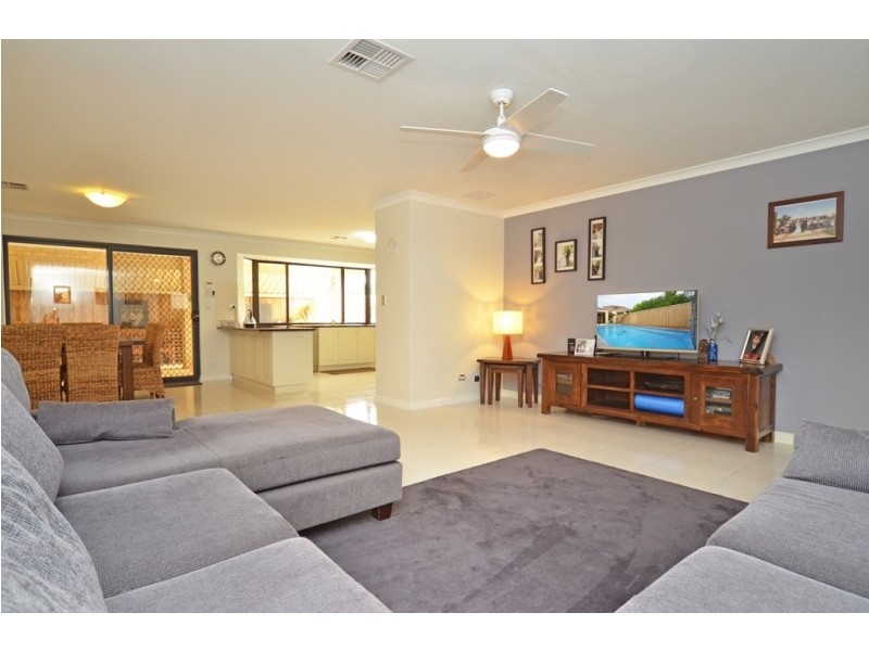 36 Galileo Ave, Tapping WA 6065