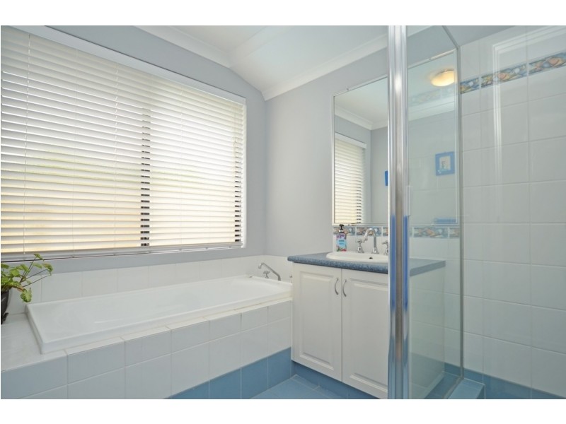 36 Galileo Ave, Tapping WA 6065