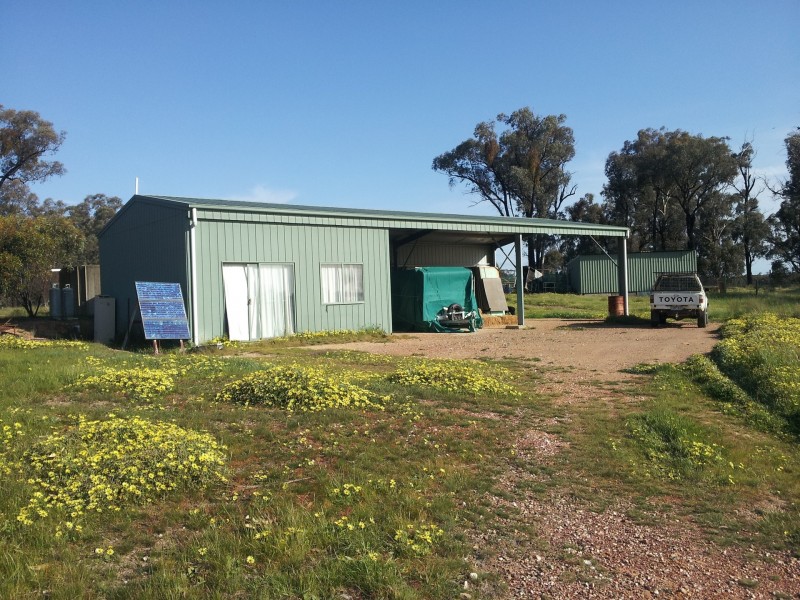 80 FOREST ROAD, Killawarra VIC 3678