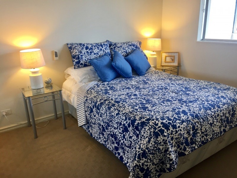 23/2 Angwin Street, East Fremantle WA 6158