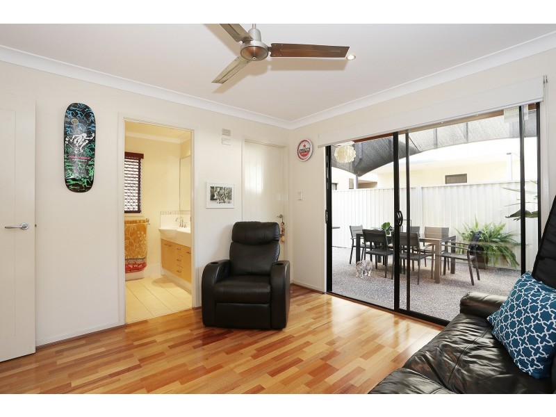 1/133 Sunshine Parade, Miami QLD 4220