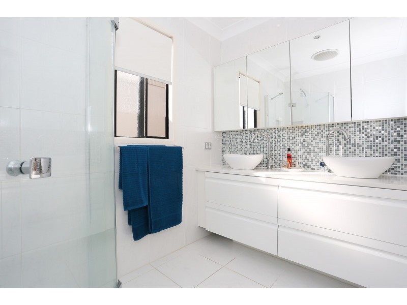 1/133 Sunshine Parade, Miami QLD 4220