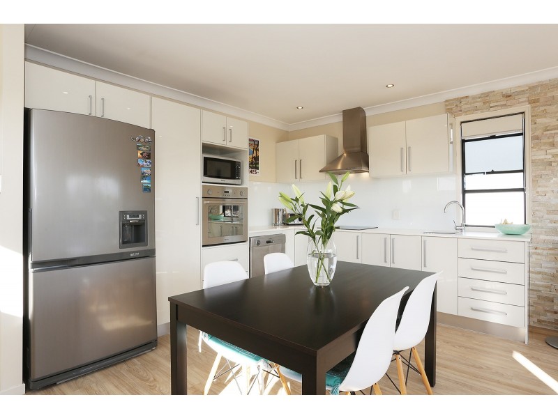 1/133 Sunshine Parade, Miami QLD 4220