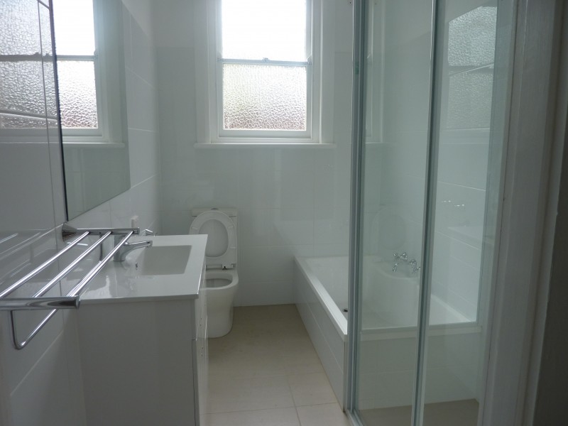 73 Dickens St, Elwood VIC 3184