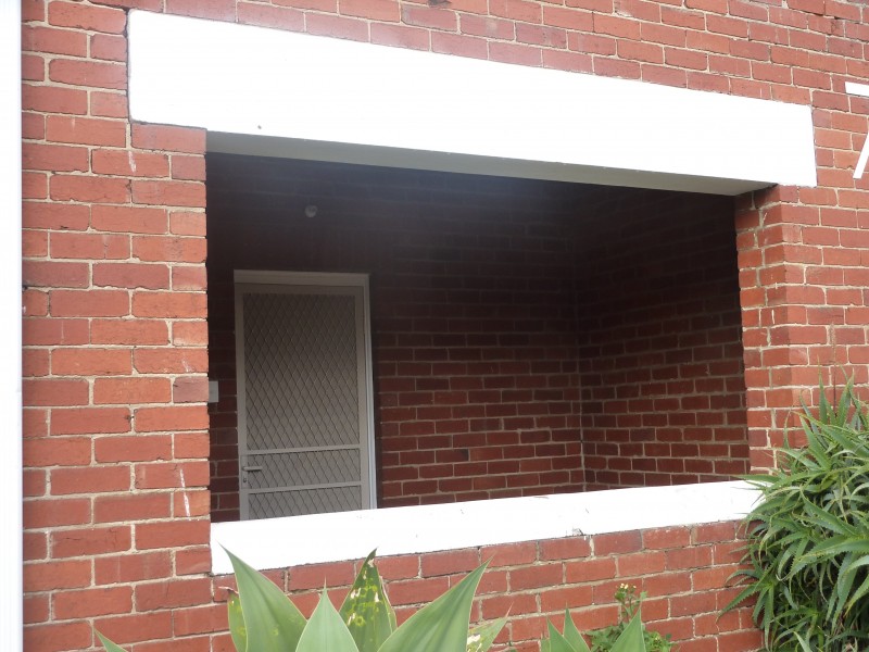 73 Dickens St, Elwood VIC 3184