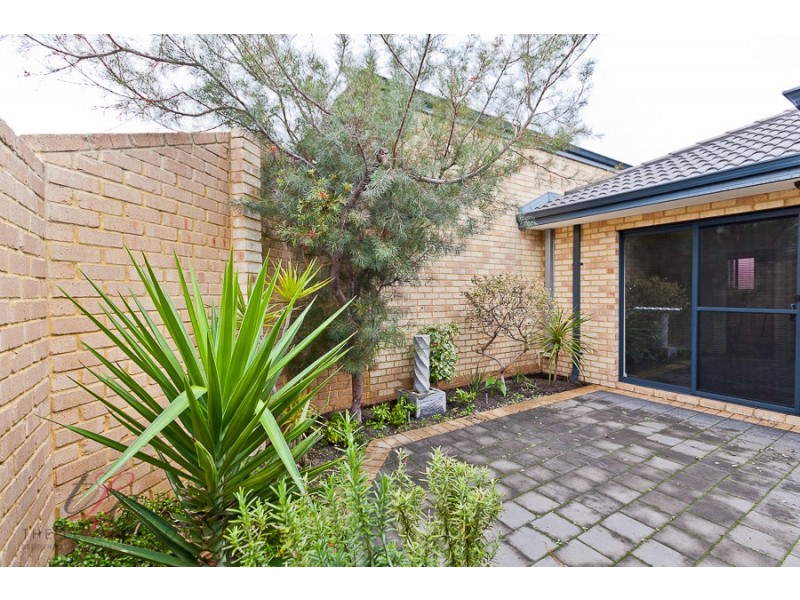 35 Panton Crescent, Karrinyup WA 6018