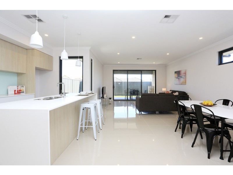 8A Range View Drive, Newton SA 5074