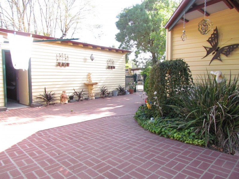 6 Raglan Street, Yea VIC 3717