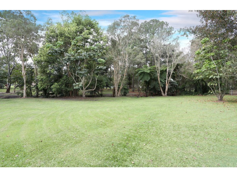 12 Greber Road, Beerwah QLD 4519