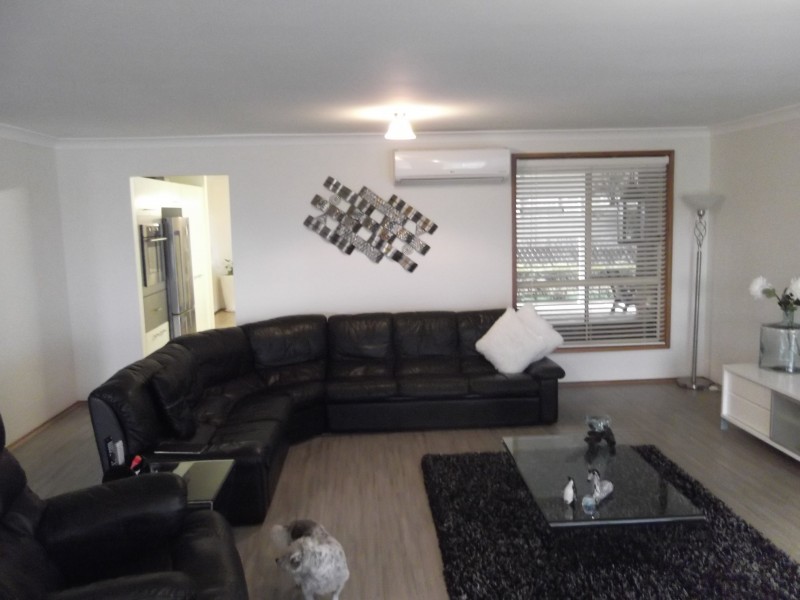 5 Meroo Road, Bomaderry NSW 2541
