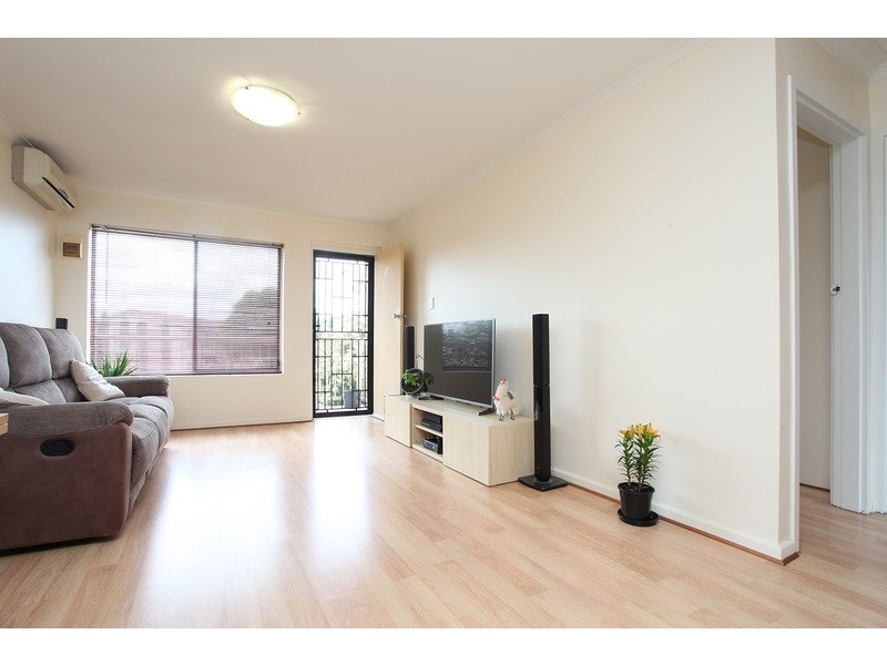 8/2a Church Road, Campbelltown SA 5074