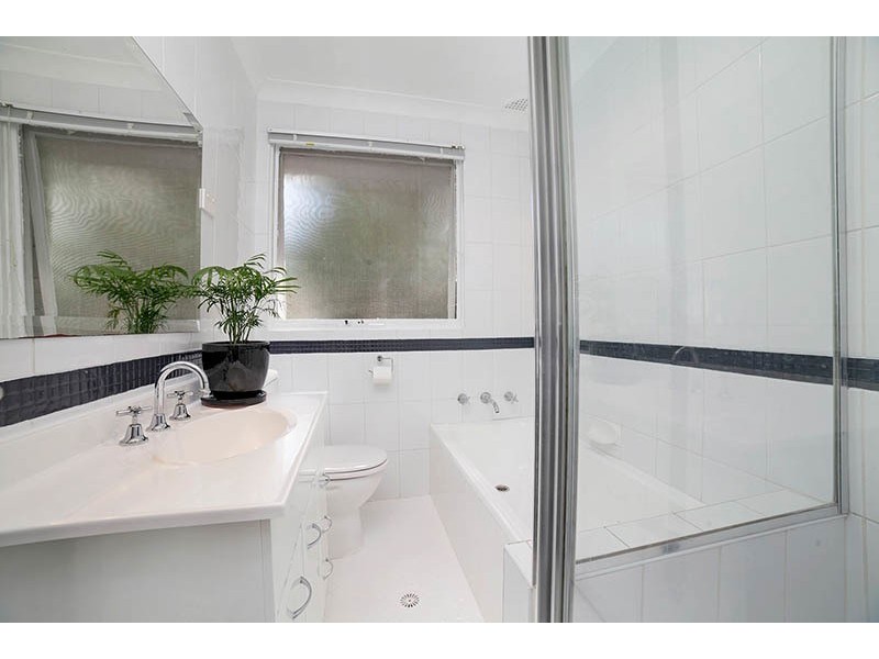 97B Landy Drive, Mount Warrigal NSW 2528