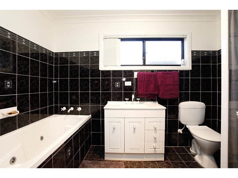 37 Grand Parade, Bonnells Bay NSW 2264