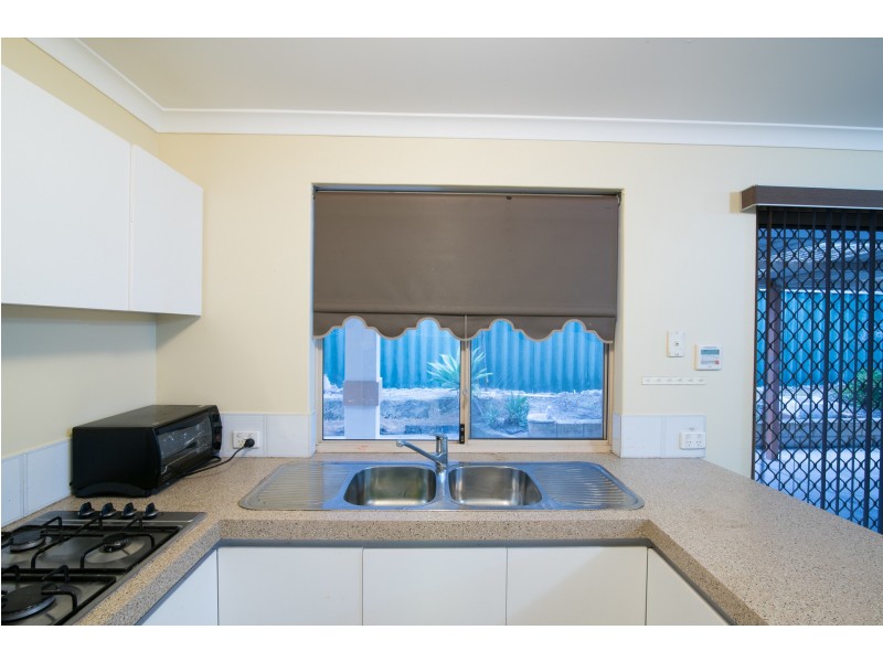 4 Benia Rise, Alexander Heights WA 6064