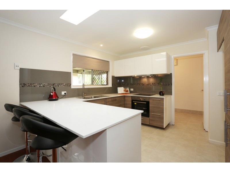 63 Pandeen Rd, Rochedale South QLD 4123