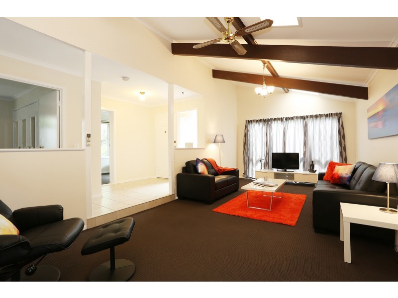 63 Pandeen Rd, Rochedale South QLD 4123