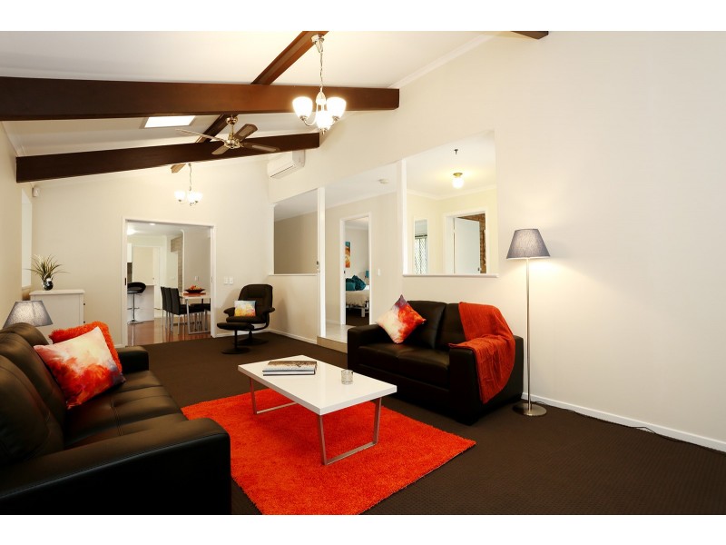63 Pandeen Rd, Rochedale South QLD 4123