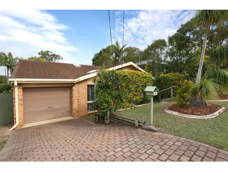 63 Pandeen Rd, Rochedale South QLD 4123