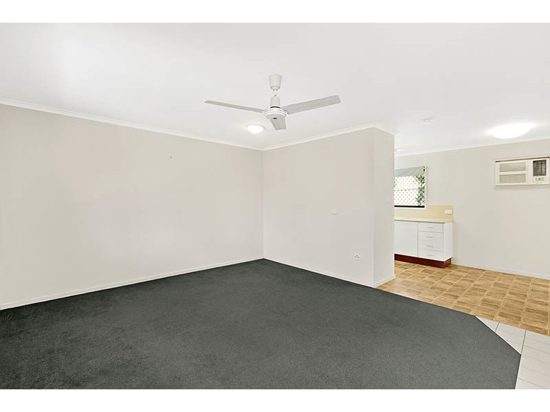 41 Brooks Street, Whitfield QLD 4870