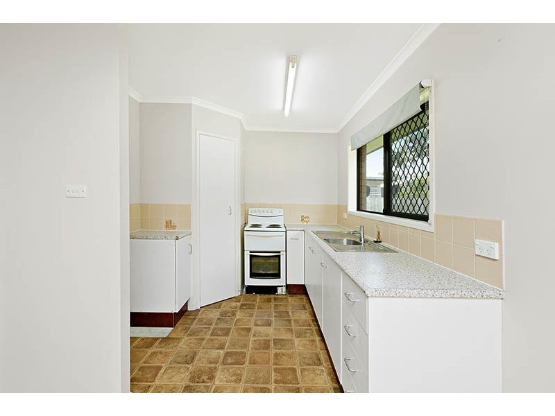 41 Brooks Street, Whitfield QLD 4870