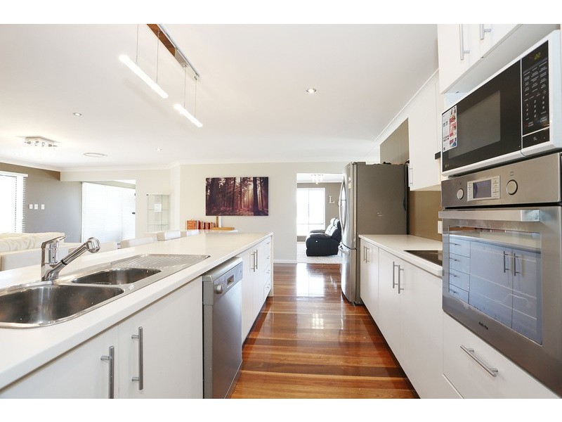 50-52 Bauer Drive, Mundoolun QLD 4285