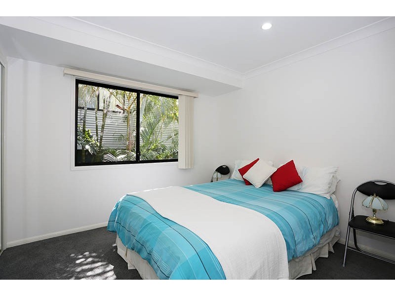 28/2 Ridgeline Way, Highland Park QLD 4211