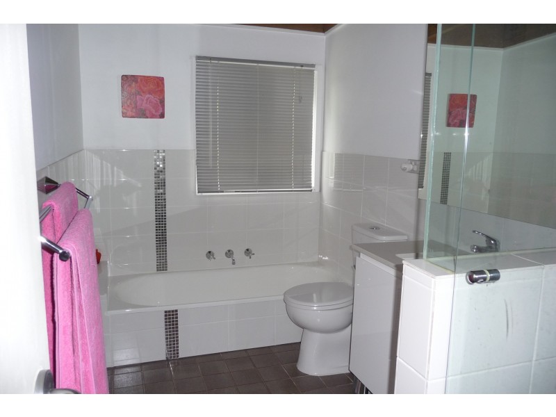 1 Hawdons Cove, Tuross Head NSW 2537