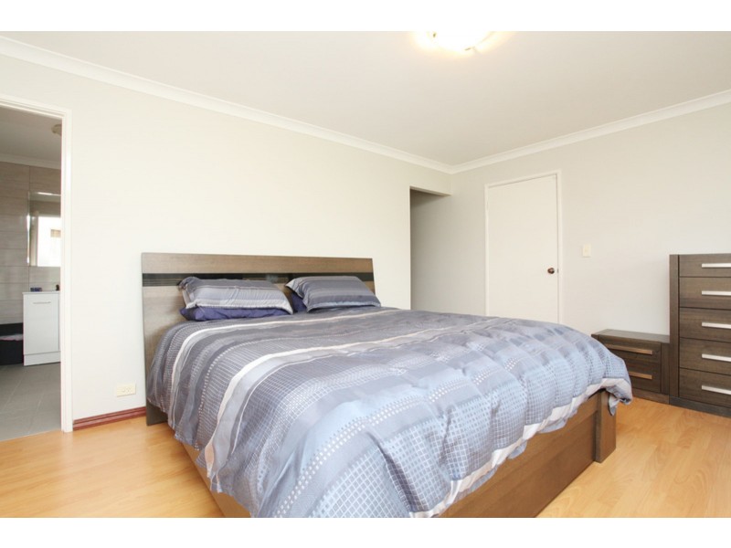 19 Glenelg Way, Meadow Springs WA 6210