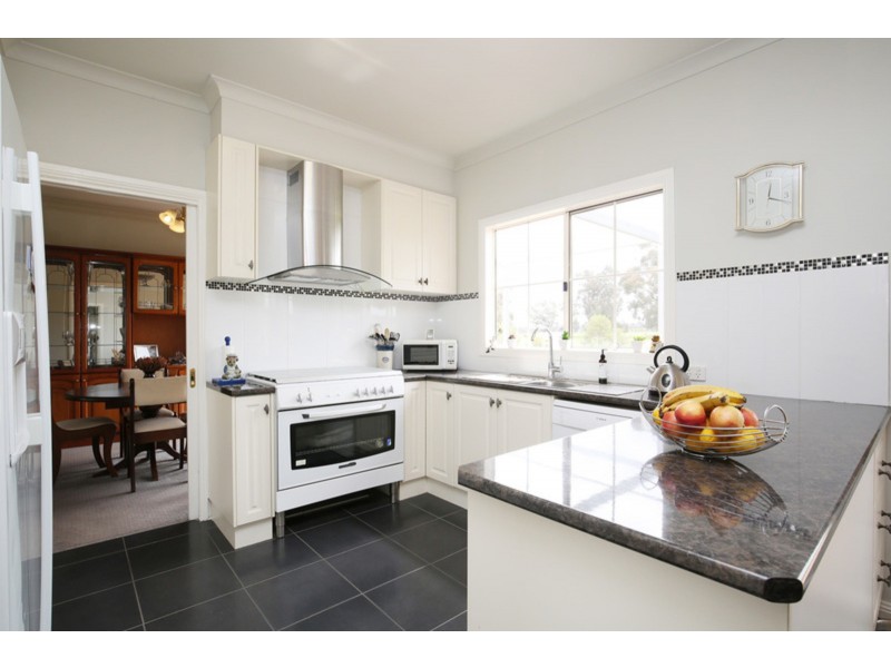 467 Gellibrand Tonks Rd, Earlston VIC 3669