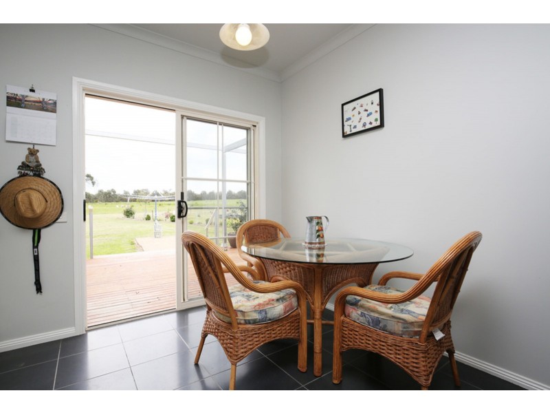 467 Gellibrand Tonks Rd, Earlston VIC 3669