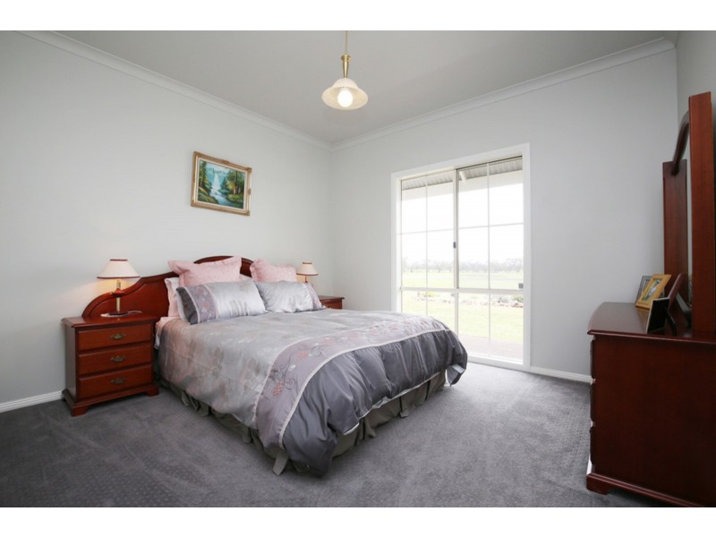 467 Gellibrand Tonks Rd, Earlston VIC 3669