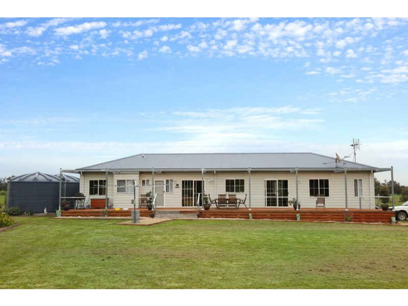 467 Gellibrand Tonks Rd, Earlston VIC 3669