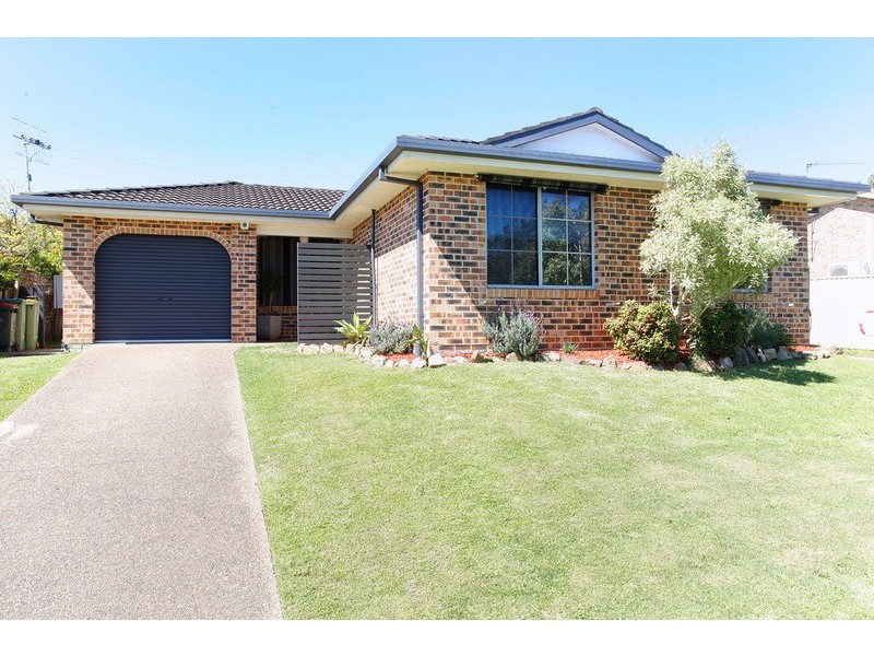 33 Glading Close, Lake Haven NSW 2263