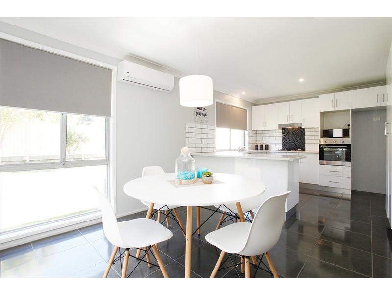 33 Glading Close, Lake Haven NSW 2263