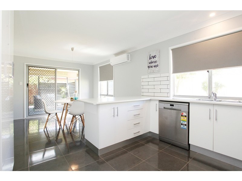 33 Glading Close, Lake Haven NSW 2263