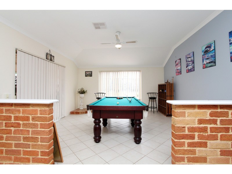 19 Grandmere Pde, Meadow Springs WA 6210