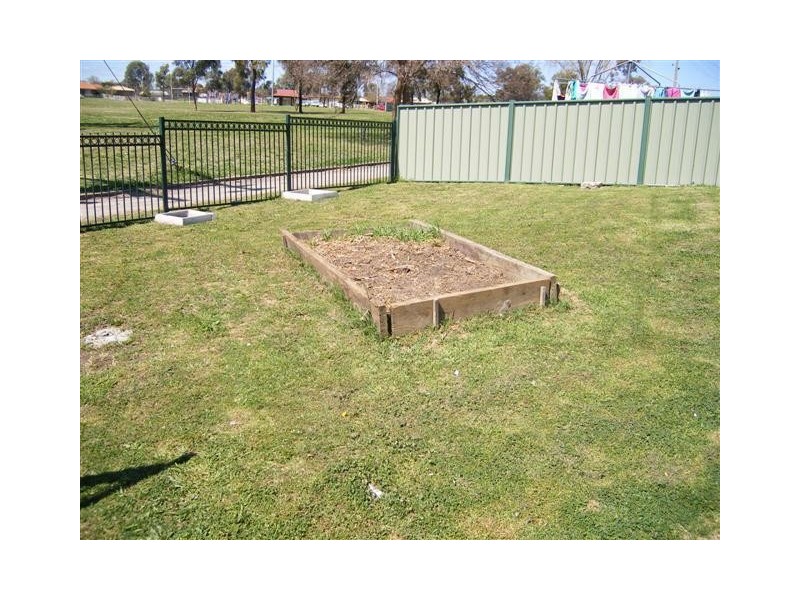 15 Wattle Place, Inverell NSW 2360