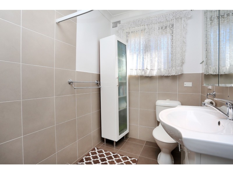 4/42 Northumberland Road, Auburn NSW 2144